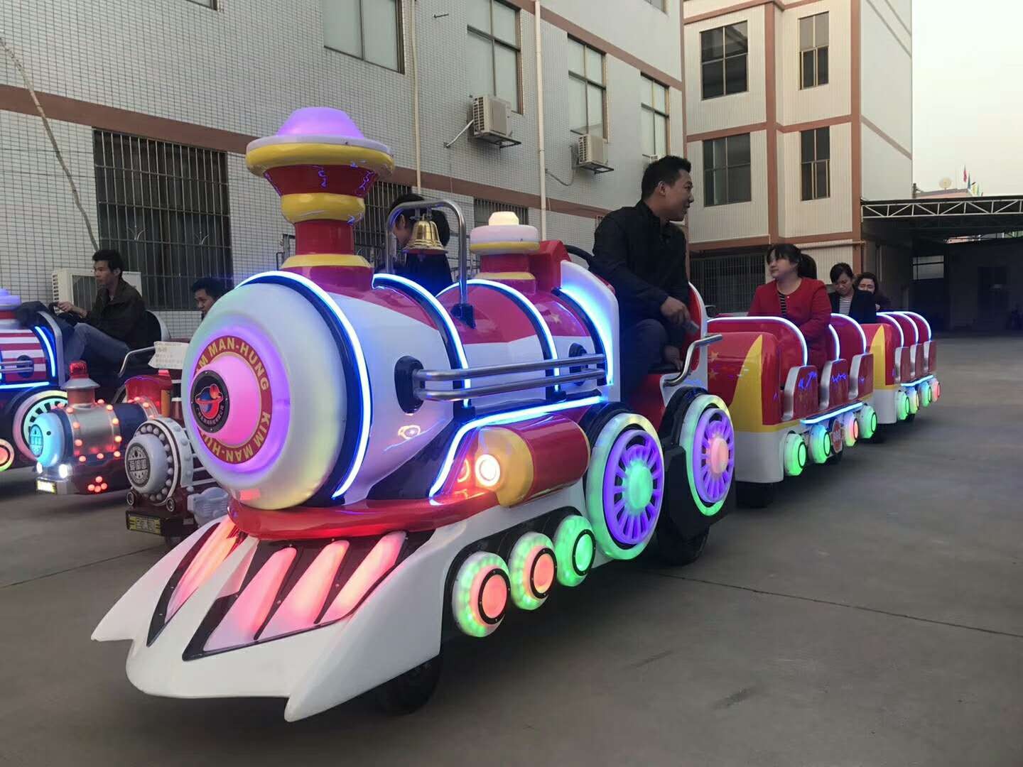 博鳌镇商场小火车